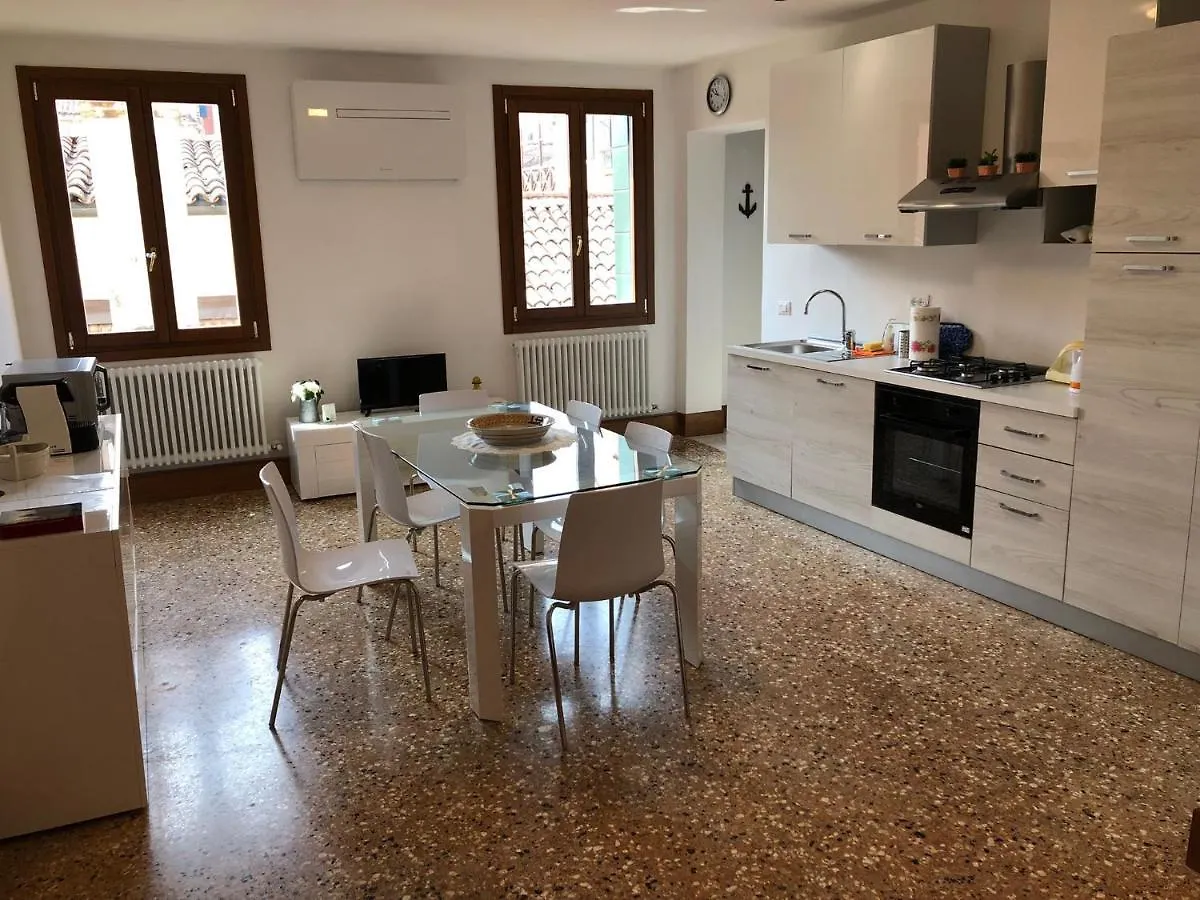 Casa Regini Veneziaアパートメント ヴェネツィア